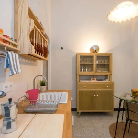 Apartment Casa Pepita: Vintage Spirit In The Old Town